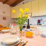 Il Sorbo By Interhome בית נופש *